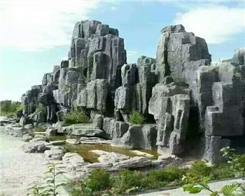 四川景區塑石假山工程案例